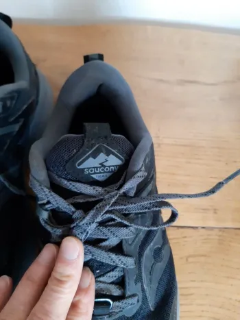 Saucony Ride 15 Goretex bike d'occasion — image 2 sur 10