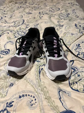 Tweedehands On Running Cloudrunner bike — afbeelding 2 van 2