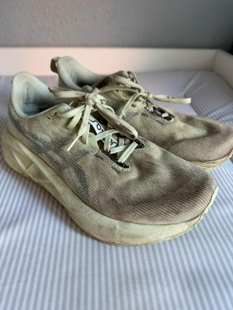 Gebrauchtes Asics Novablast 5 2026 bike — Bild 3 von 8