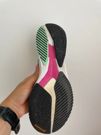 Used Pro Adizero Adios 7 bike — image 2 of 9