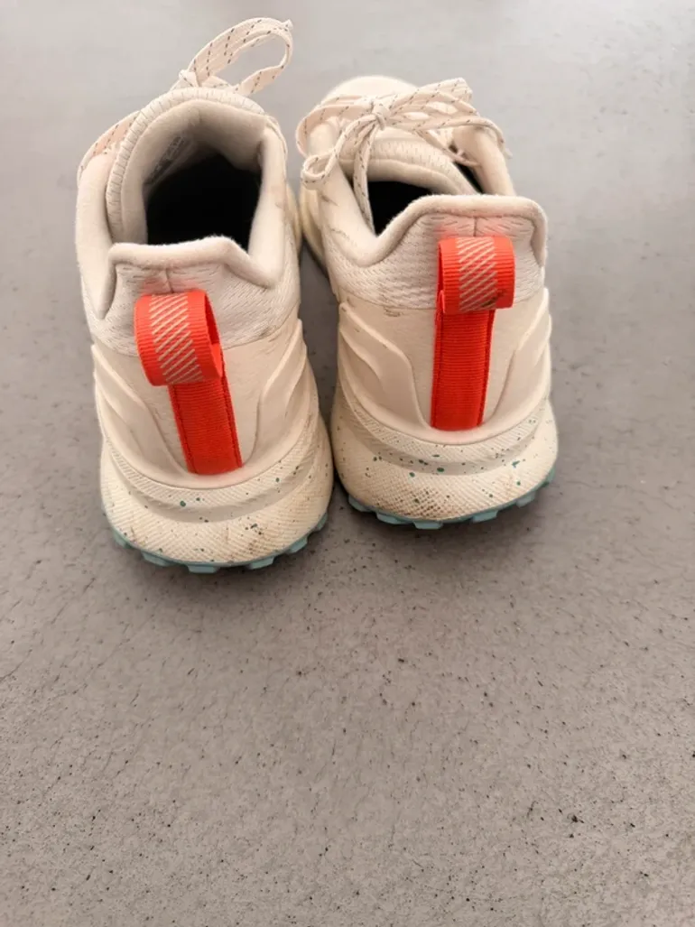 Gebrauchtes Adidas Laufschuh gr 49 bike — Bild 2 von 3
