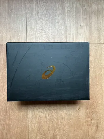 Tweedehands Asics Nimbus 25 bike — afbeelding 4 van 4