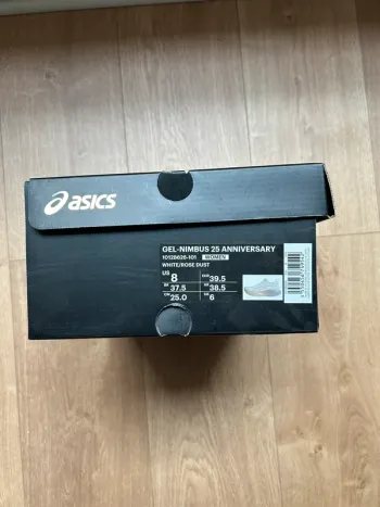 Tweedehands Asics Nimbus 25 bike — afbeelding 3 van 4