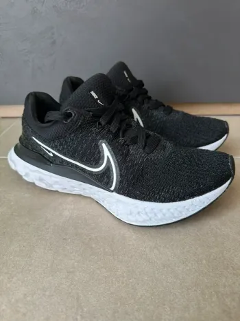 Nike Donna Running Shoes bike de segunda mano