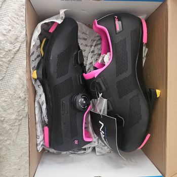 BRN Scarpe nuove bike d'occasion — image 4 sur 5