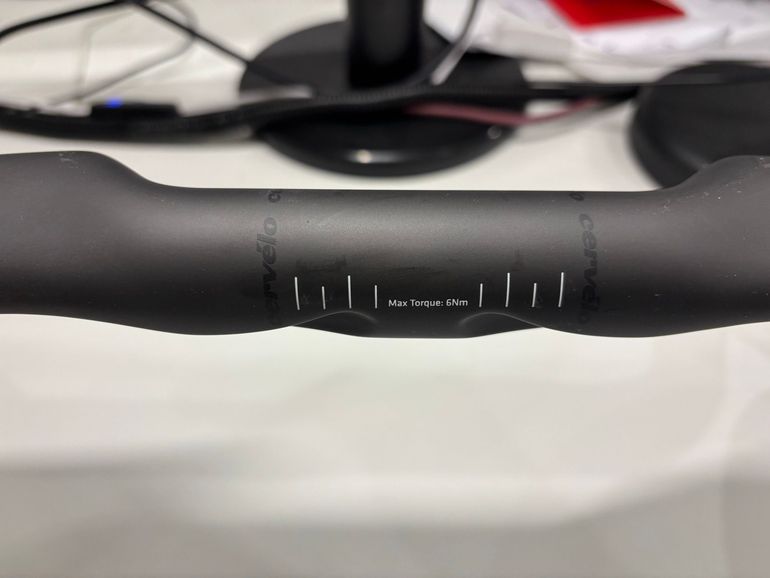 Tweedehands Cervelo HB13 Carbon Aero Handlebar 2025 bike — afbeelding 4 van 6
