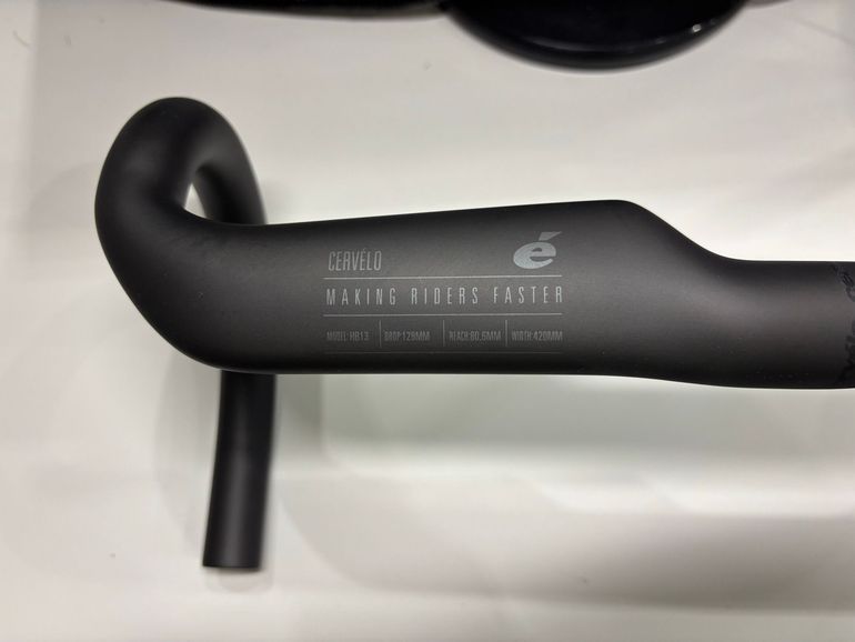 Tweedehands Cervelo HB13 Carbon Aero Handlebar 2025 bike — afbeelding 3 van 6