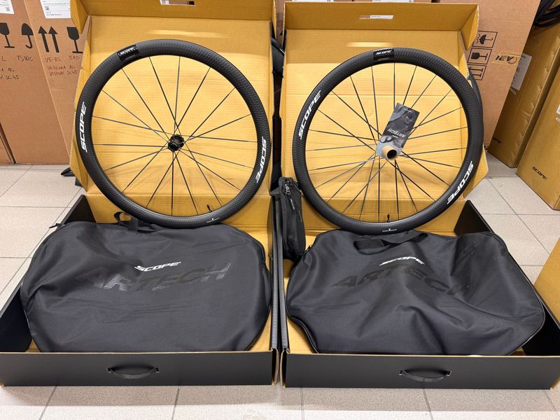 Brugt Scope Artech 4 Wheelset 45mm Carbon 2026 bike — billede 1 af 6