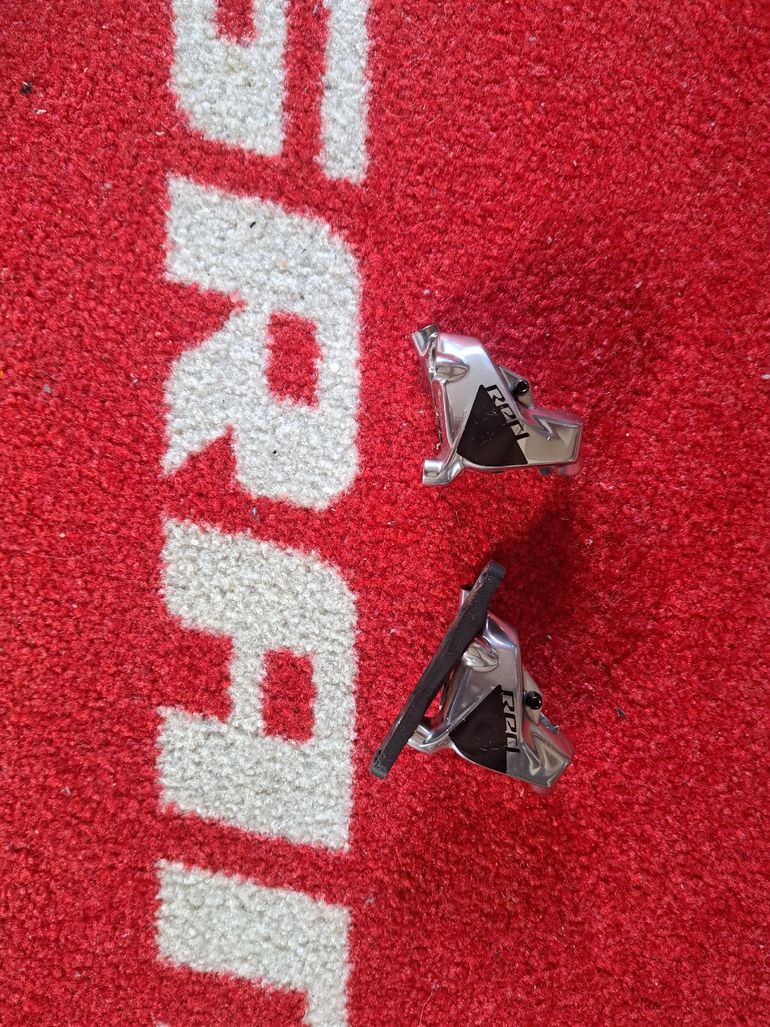 Sram RED Hydraulic Disc Brake Calipers 2023 bike d'occasion — image 1 sur 3