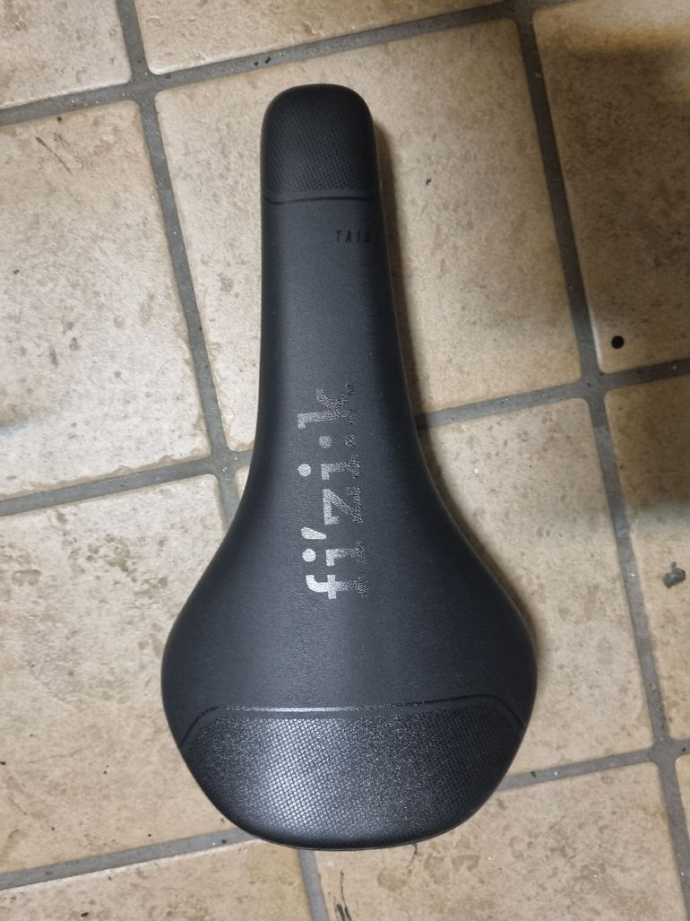 Fizik Sella 2025 bike d'occasion — image 3 sur 3
