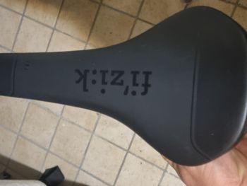 Fizik Sella 2025 bike d'occasion