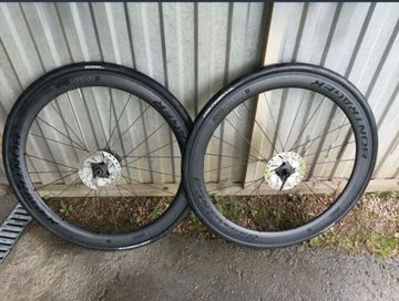 Używany Bontrager Perfil 50 Carbon 2021 Wheels