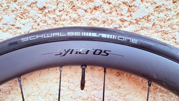 Tweedehands Syncros Capital 1.0 S 40mm 2025 bike — afbeelding 4 van 6