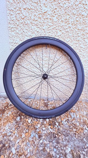Tweedehands Syncros Capital 1.0 S 40mm 2025 bike — afbeelding 3 van 6