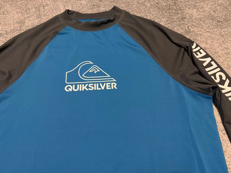 Używany Quiksilver Rashguard Langarm Blau/Grau XL bike — zdjęcie 4 z 9