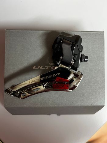 Used Shimano Ultegra Di2 FD-R8150 2026 bike — image 2 of 4
