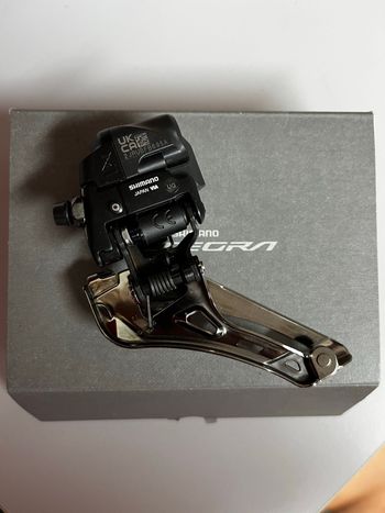 Used Shimano Ultegra Di2 FD-R8150 2026 bike — image 3 of 4