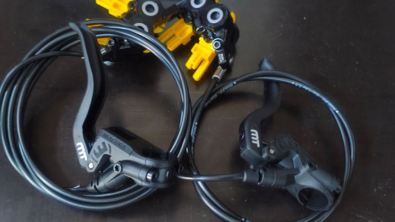 Magura MT5 4-Piston Brake Lever bike d'occasion — image 4 sur 11