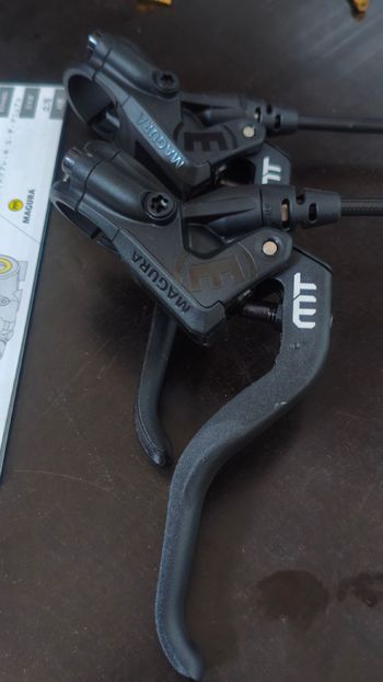 Magura MT5 4-Piston Brake Lever bike d'occasion — image 9 sur 11
