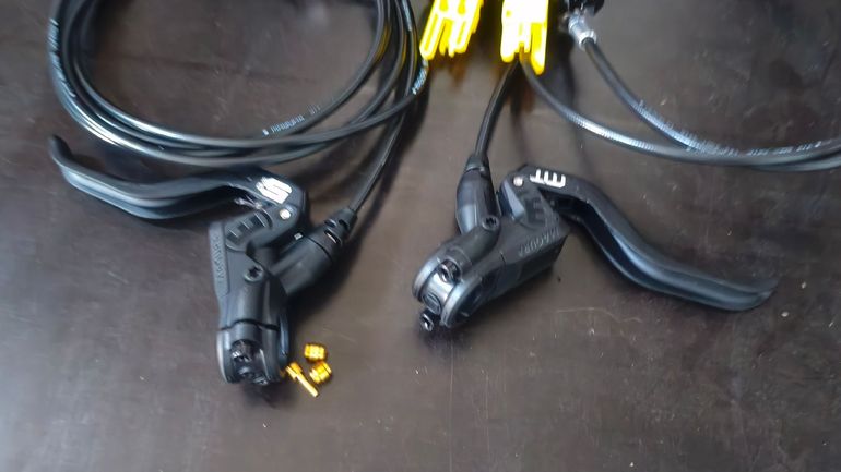 Magura MT5 4-Piston Brake Lever bike d'occasion — image 6 sur 11