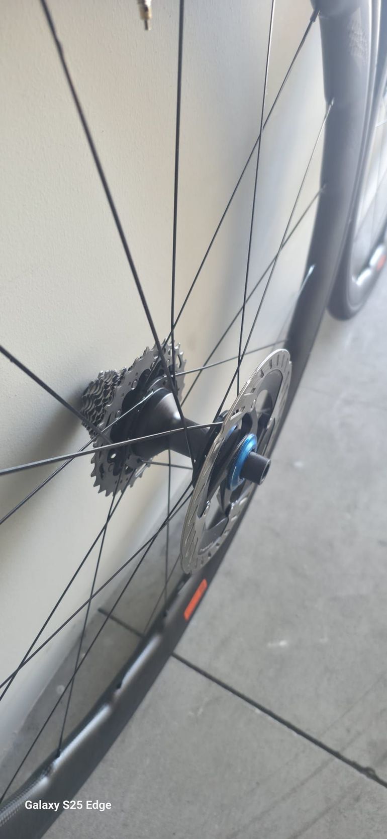 Used Zipp 353 NSW Tubeless Disc-brake Wheelset 2026 bike — image 8 of 9
