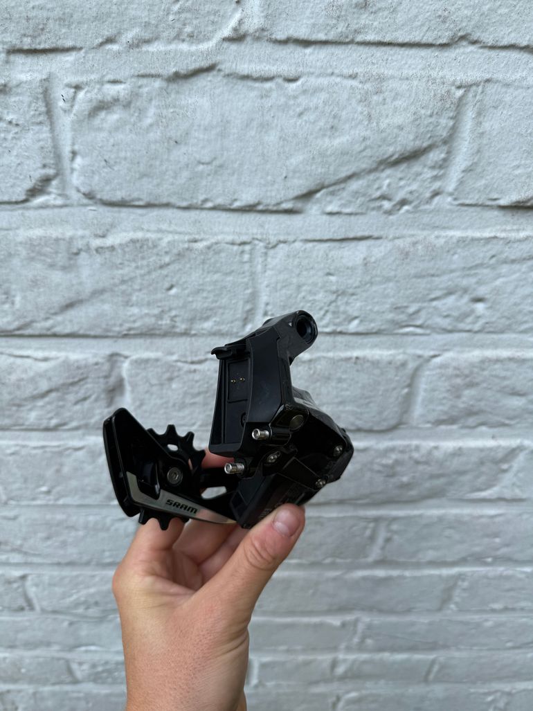Sram Force AXS derailleur bike d'occasion — image 2 sur 3