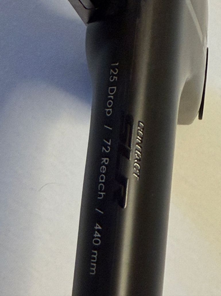 Used Giant Contact SLR System 440mm 2025 bike — image 9 of 12