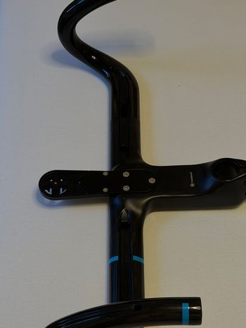 Used Giant Contact SLR System 440mm 2025 bike — image 5 of 12