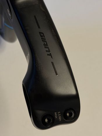 Used Giant Contact SLR System 440mm 2025 bike — image 10 of 12
