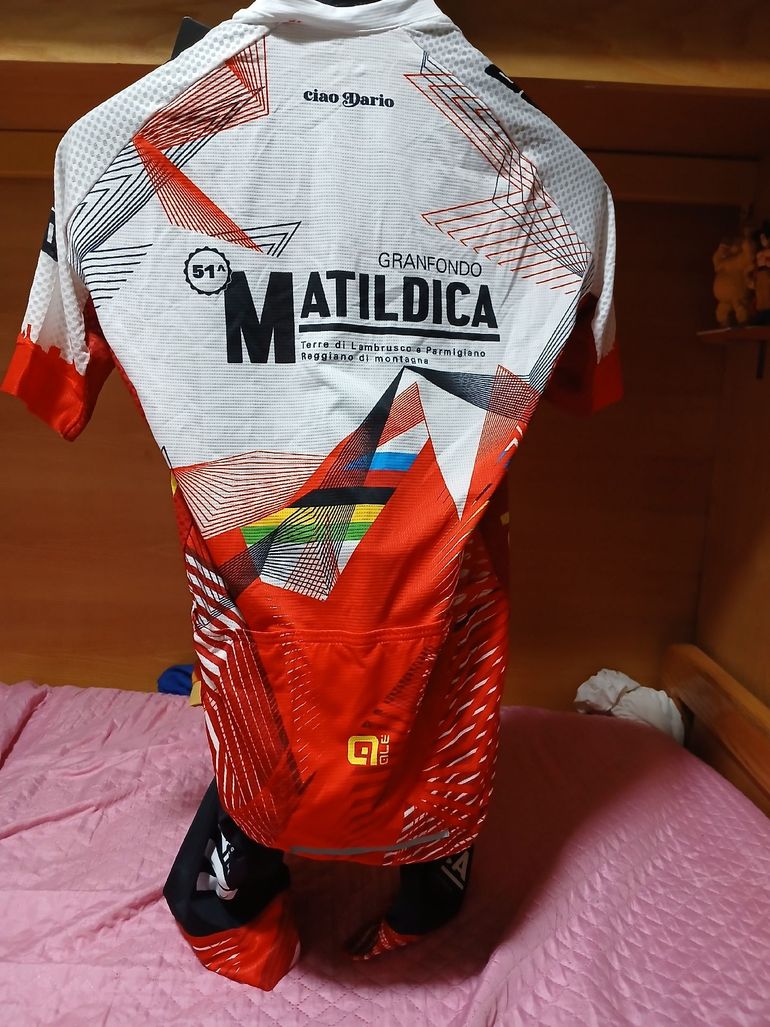 ALE Completo da ciclismo bike d'occasion — image 3 sur 4