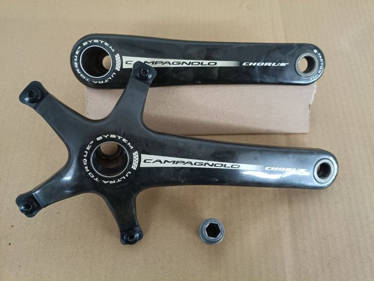 Used Campagnolo Chorus 11-Speed Crankset bike — image 2 of 2