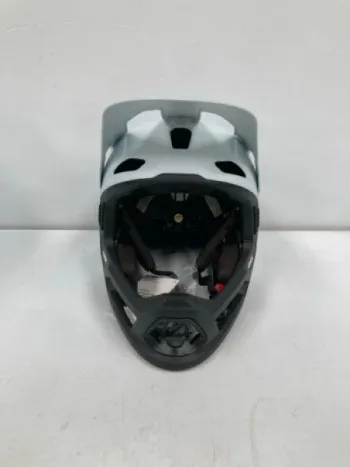 Used Uvex Revolt 2026 bike — image 2 of 4