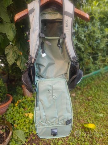 EVOC Line 30l bike d'occasion — image 5 sur 6