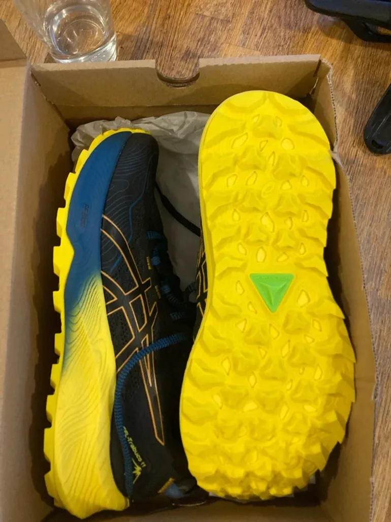 Used Asics Gel Trabuco 11 bike — image 2 of 4
