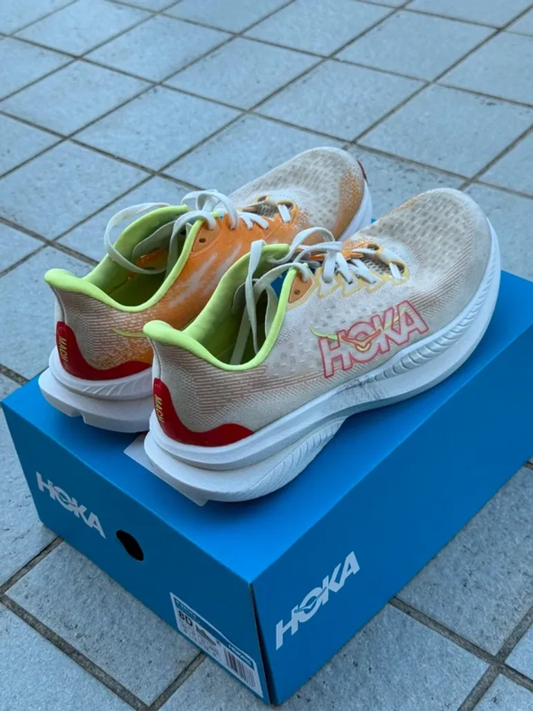 Hoka Mach 6 bike d'occasion — image 3 sur 5