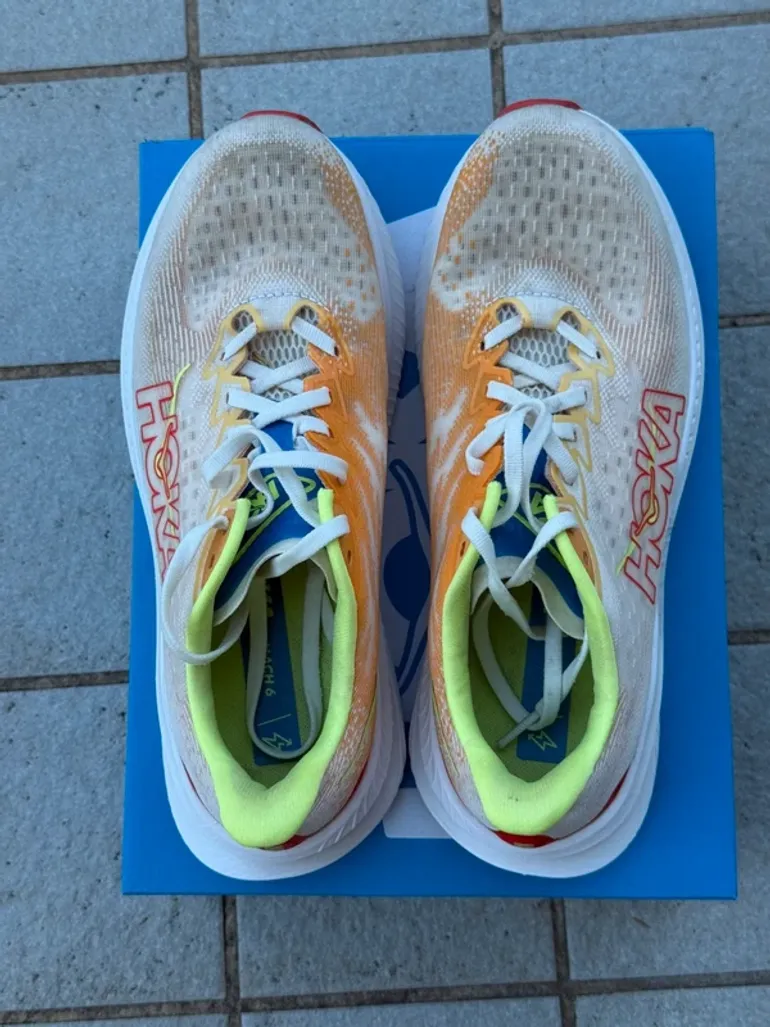 Hoka Mach 6 bike d'occasion — image 2 sur 5