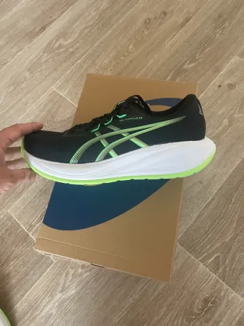 Gebrauchtes Asics Gel-Cumulus 28 bike
