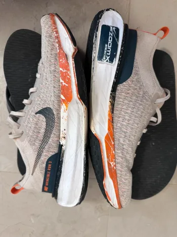 Gebrauchtes Nike Invincible Run 3 bike — Bild 2 von 11