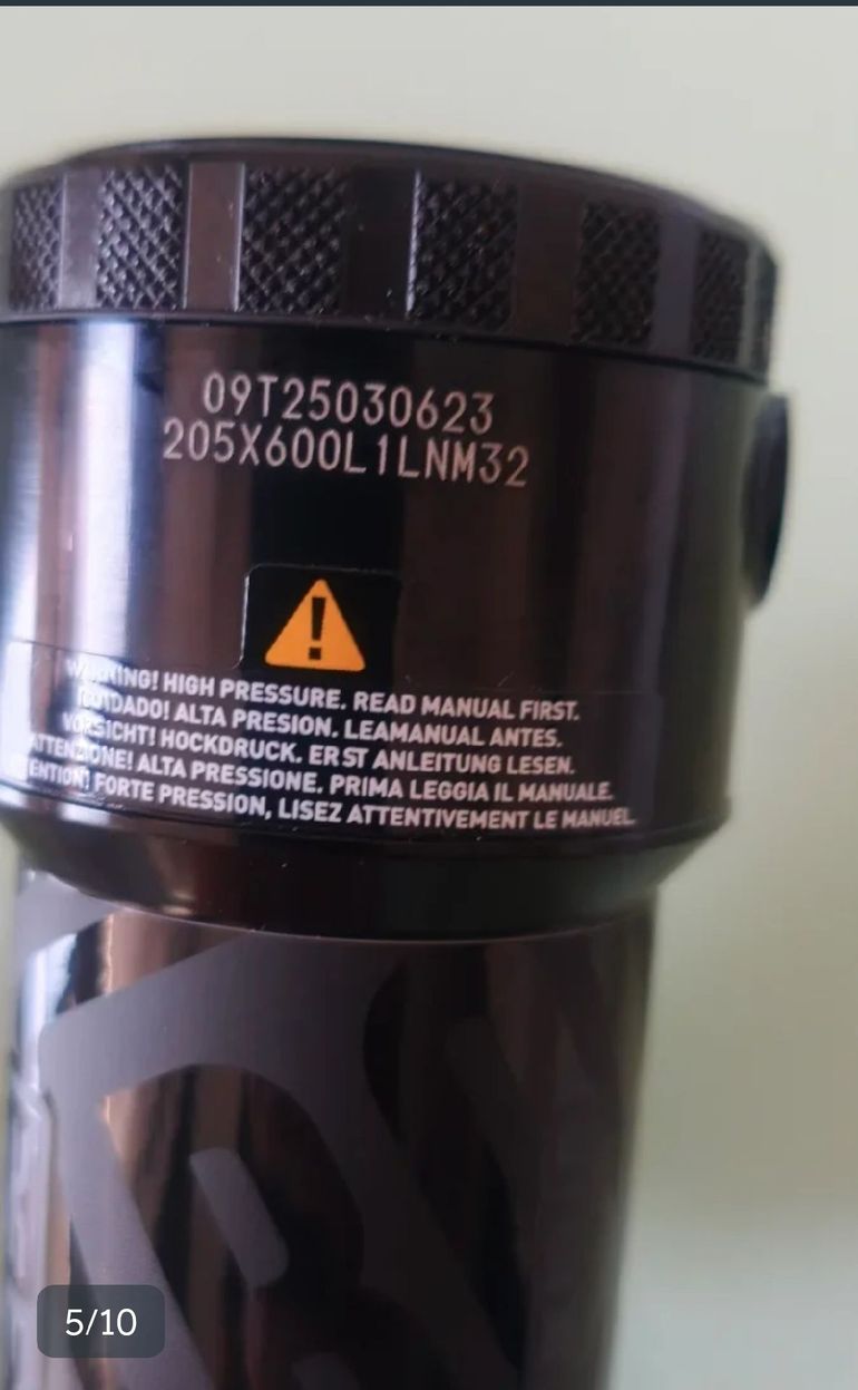 RockShox Super Deluxe Select 205x60/205x65 bike d'occasion — image 5 sur 10