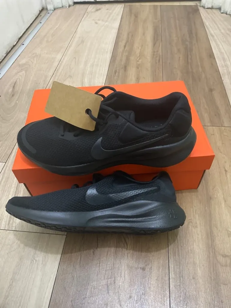 Nike Downshifter 13 bike usato — immagine 5 di 6
