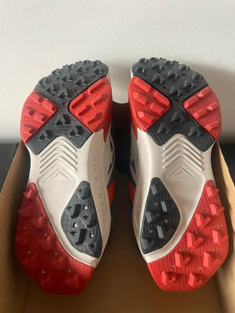 Used Nike ZoomX Zegama bike — image 6 of 8