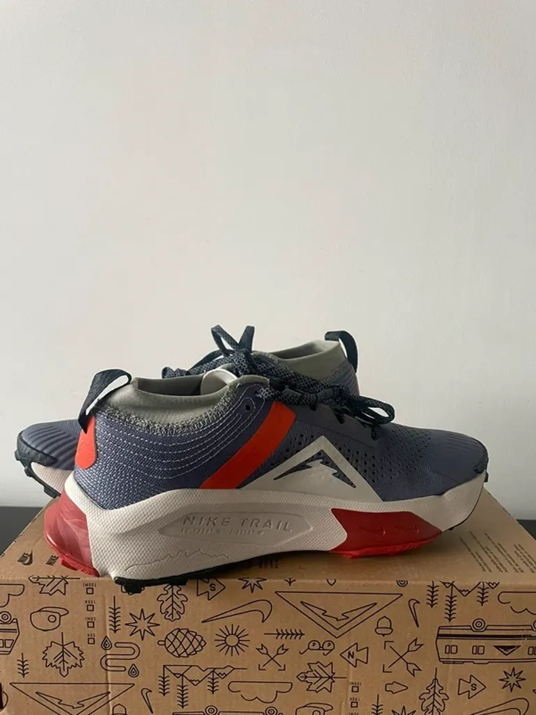 Used Nike ZoomX Zegama bike — image 3 of 8