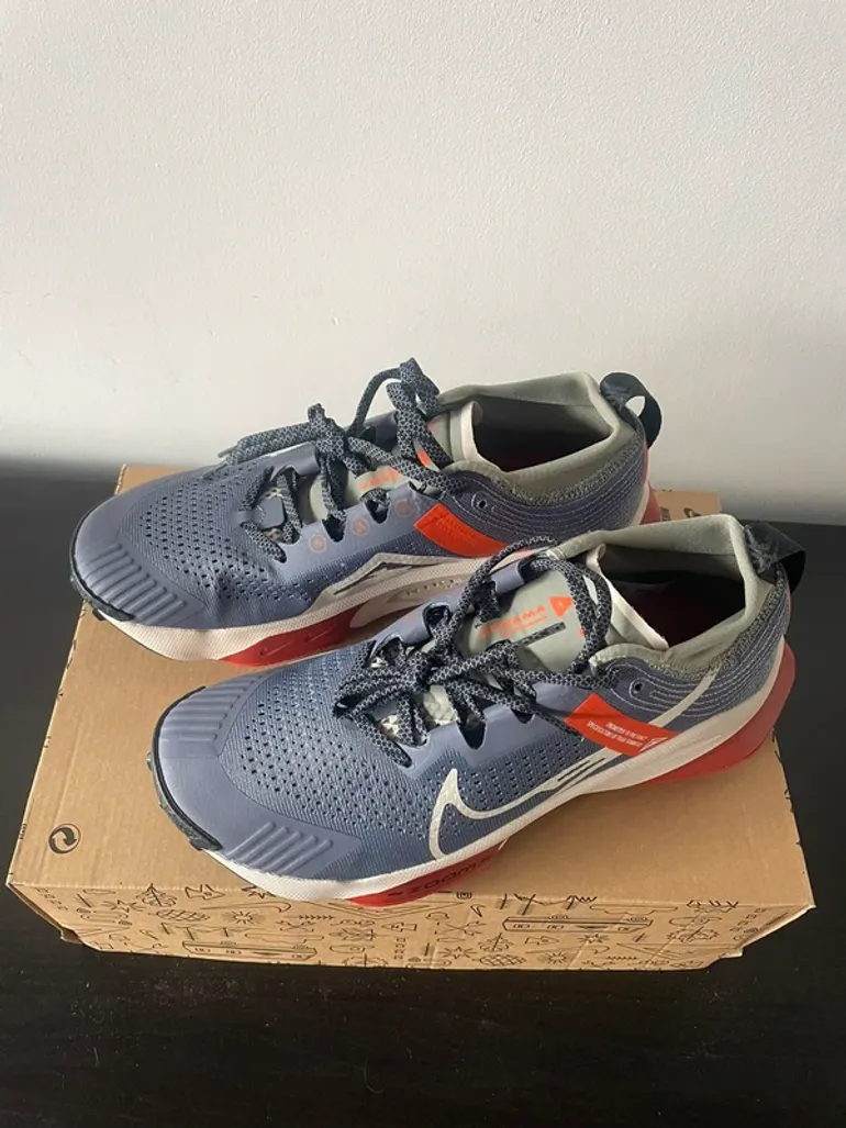 Used Nike ZoomX Zegama bike — image 2 of 8