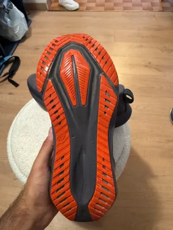 Asics Novablast 5 bike usato — immagine 3 di 3