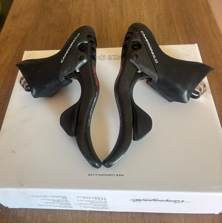 Campagnolo Super Record 12v Ergopower bike d'occasion — image 2 sur 4
