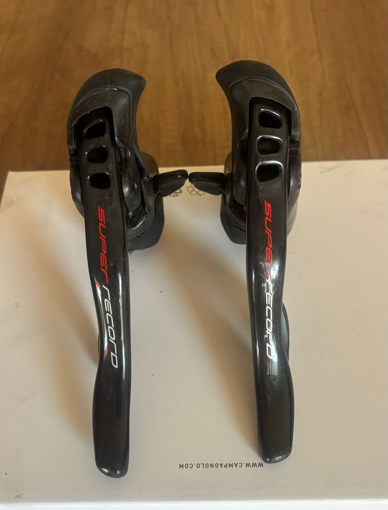Campagnolo Super Record 12v Ergopower bike d'occasion — image 1 sur 4