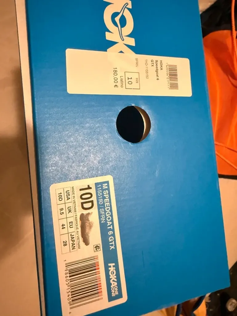 Used Hoka Speedgoat 6 Gtx bike — image 4 of 4
