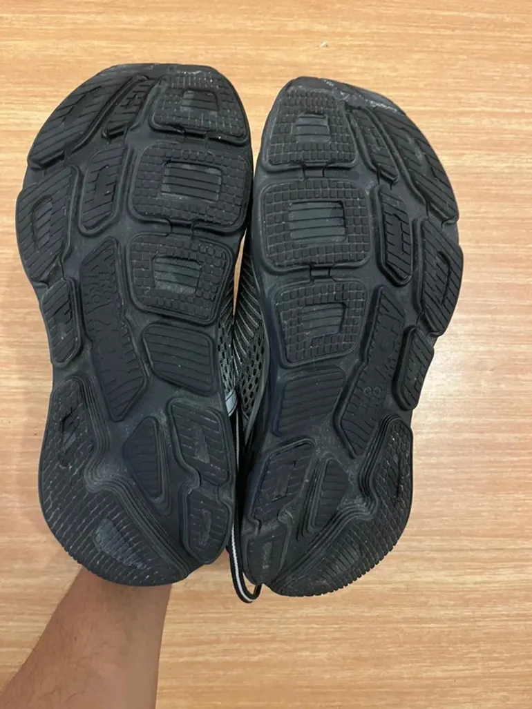 Hoka Bondi 7 bike usato — immagine 2 di 4