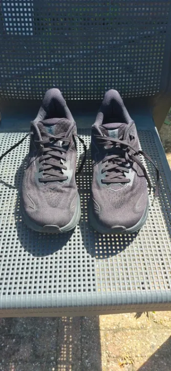 Gebrauchtes Hoka Clifton 10 bike