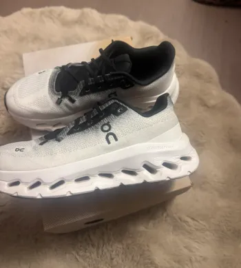 Tweedehands On Running Cloud bike — afbeelding 6 van 8